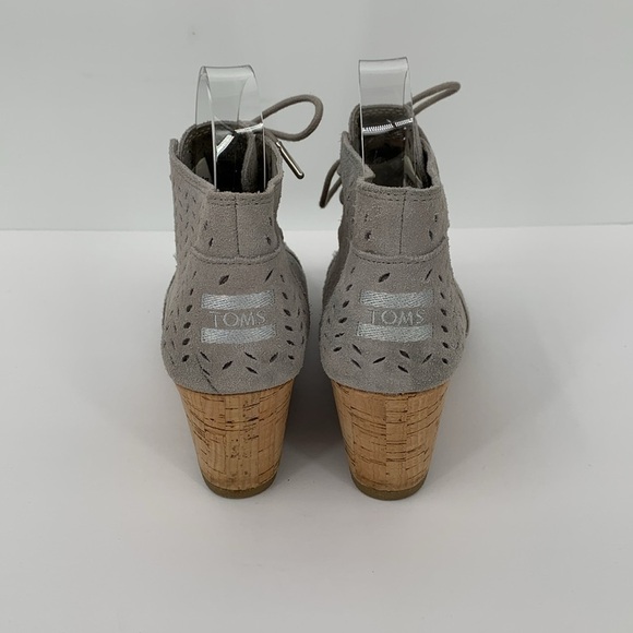TOMs Desert wedge suede bootie ankle boot shoe perforated cork gray women 8 - Picture 4 of 7